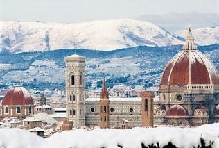 Florence dome sous la neige